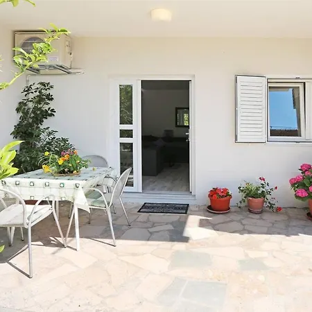 Jolanda - 3 Min From Apartment *